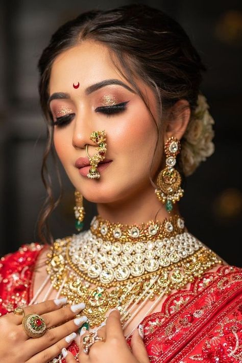 Bride Eye Makeup, Makeup Questions, Beauty Questions, Latest Bridal Makeup, Long Bridal Hair, Indian Wedding Makeup, Indian Bride Makeup, Bridal Eye Makeup, Bridal Makeup Wedding