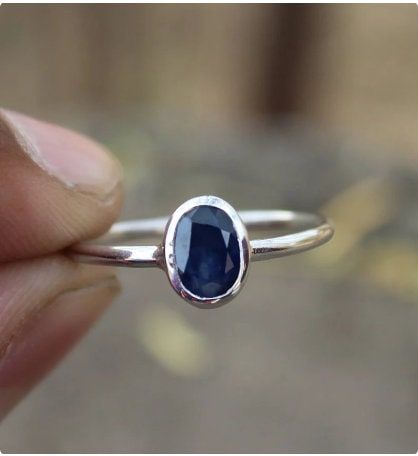 Sapphire Ring Simple, Sapphire Ring Designs, Sapphire Promise Rings, Sapphire Silver Ring, September Birthstone Ring, Oval Sapphire Ring, September Birthstone Rings, Bezel Engagement Ring, Ring Sapphire