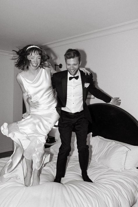 Bride And Groom Jumping On Bed, Wedding Hotel Room Photoshoot, Bride And Groom Hotel Photos, Hotel Getting Ready Wedding, Hotel Couple Photos, Couples Hotel Room Photoshoot, Hotel Room Couple Pictures, Couple Hotel Room Pics, Hotel Couple Photoshoot