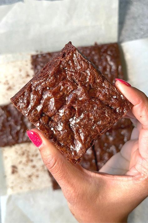 Brownie Recipe Without Eggs, Desserts Without Eggs, Eggless Brownies, Eggless Brownie Recipe, Brownies Fudgy, Cocoa Powder Brownies, Egg Free Desserts, Egg Free Baking, Fudgy Brownie Recipe