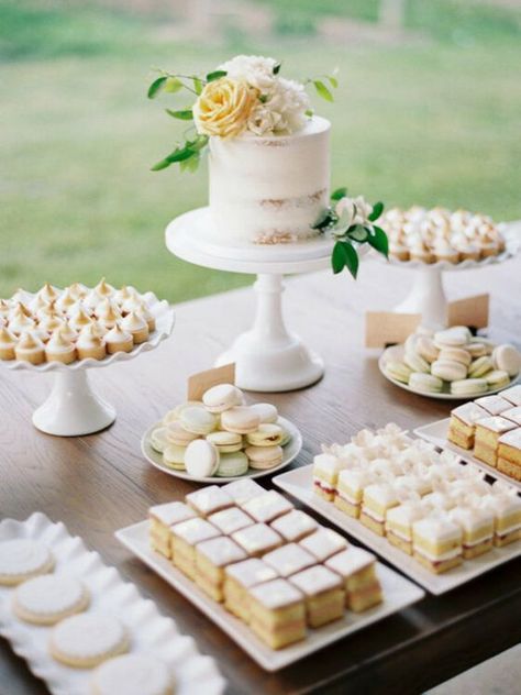 Vineyard Wedding Reception, Buffet Dessert, Diy Dessert, Low Budget Wedding, Dessert Bar Wedding, Bar Wedding, Wedding Dessert Table, Wedding Dessert, Intimate Wedding Ceremony