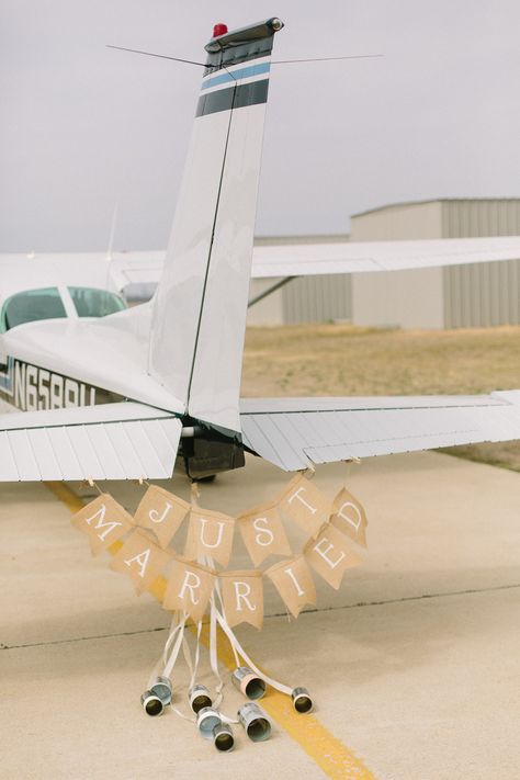 Airport Wedding Theme, Pilot Wedding Ideas, Aviation Themed Party, Married Pictures, Pilot Photography, Airplane Hanger Wedding, Texas Airport, Airplane Hangar Wedding, Aviation Wedding Theme