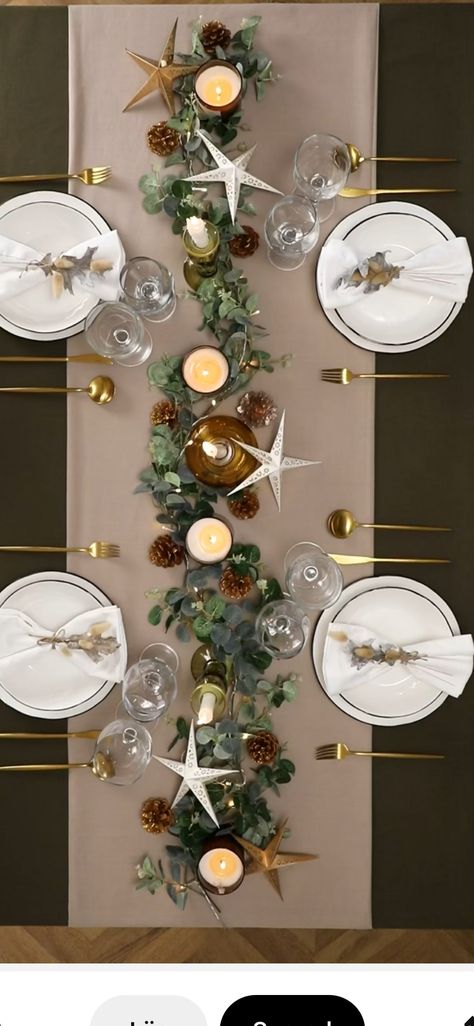 Christmas Dinner Table Settings, New Year Table, Tafel Decor, Christmas Dining Table, Christmas Dinner Table, Wreaths Ideas, Xmas Deco, Dinner Table Decor, Christmas Themes Decorations