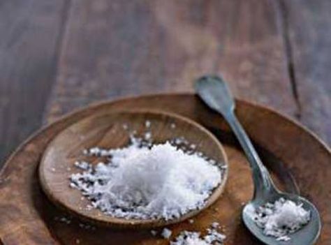 Crazy Salt Types Of Salt, Flavored Salts, Easy Cleaning Hacks, Kitchen Witchery, Cleaners Homemade, Epsom Salt, Kitchen Witch, New Uses, Cleaning Ideas