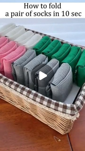 Socks Organizer, Folding Socks, Sock Organization, Clothes Closet Organization, Packing Clothes, Sewing Furniture, Diy Dollhouse Furniture Easy, Diy Play Kitchen, Knitting Machine Projects