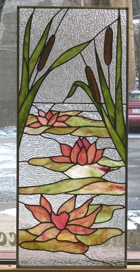 Room Art Ideas, Glass Painting Patterns, L'art Du Vitrail, Stained Glass Quilt, Stained Glass Patterns Free, زجاج ملون, Glass Painting Designs, Stained Glass Paint, Stained Glass Flowers