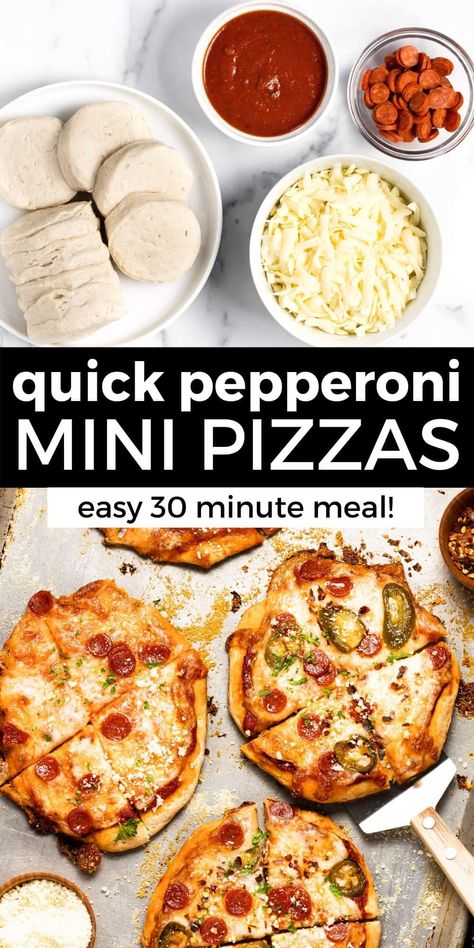 Personal Pizza Recipe, Vegan Camping Food, Mini Pizza Recipes, Individual Pizzas, Small Pizza, 30 Minute Meals Easy, Make Your Own Pizza, Pizza Snacks, Personal Pizza