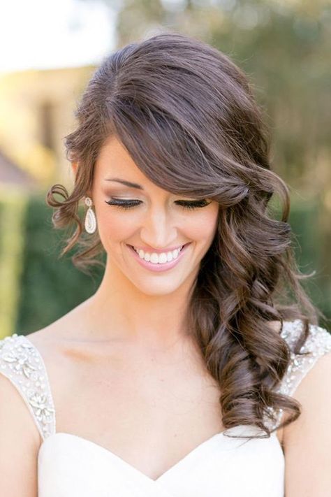 Side Curls, Wedding Hair Side, Wedding Hairstyles For Medium Hair, Elegant Updos, Wedding Hairstyles Medium Length, Side Swept Hairstyles, Side Hairstyles, Best Wedding Hairstyles, Trendy Wedding Hairstyles