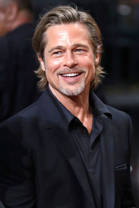 Brad Pitt Today, Brad Pitt Laughing, Famous Men Actors Man Crush, Brad Pitt Smile, Brad Pitt Selfie, Brad Pitt 2024, Brad Pitt Old, Brad Pitt Buzzcut, Famous Men Actors