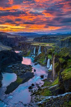 Sigöldugljúfur waterfall canyon in Iceland Iceland Beauty, Waterfalls In Iceland, Iceland Photography, Iceland Waterfalls, Travel Photography Inspiration, Iceland Travel, Beautiful Waterfalls, Jackson Hole, Alam Yang Indah