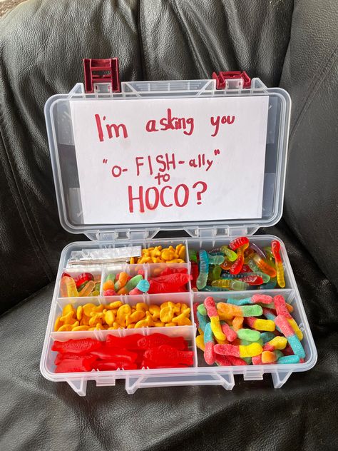 Nerds Hoco Proposal, High School Dance Proposal Ideas, Book Promposal Ideas, Tip Off Dance Proposals, Up Hoco Proposal, Dance Posals Ideas, Book Hoco Proposal, Turn About Dance Proposal, Easy Hoco Proposals