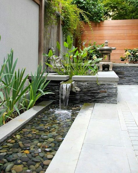 Want to improve your backyard or landscape design? Add a water feature like a fountain, pond, stream, or pool. Here are 24 inspiring outdoor water feature ideas for you to try! Hydrangea Aesthetic, Hillside Pool, Landscaping Water Feature, Greens Garden, Pool Bed, Garden River, Modern Water Feature, Conservatory Greenhouse, Kolam Koi