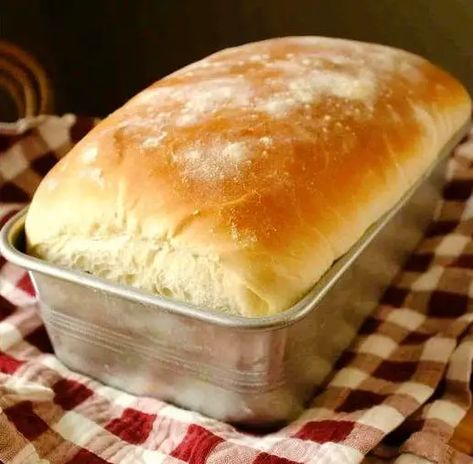 Amish White Bread | Homemade Recipes Amish White Bread, Amish Bread, White Bread Recipe, Martha Stewart Recipes, Amish Recipes, Easy Delicious Recipes, Bread Recipes Homemade, White Bread, Classic Food