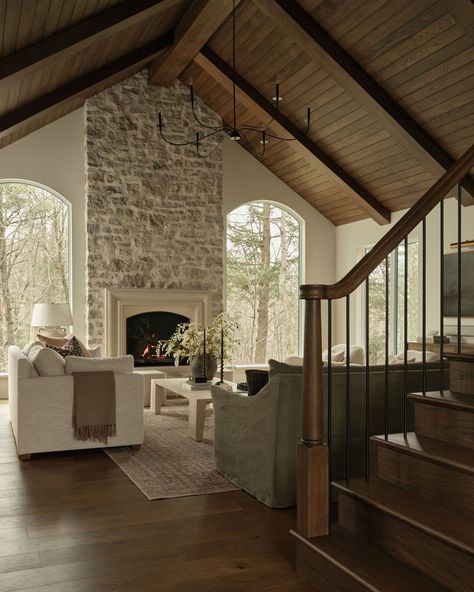 Project Tillsonburg — Ambiance Tall Living Room Ceiling, Stone Chimney Living Room, Craftsman House Interior Design, Cabin Home Aesthetic, Great Room With Beams, Modern Nantucket Home, Nature Home Aesthetic, Mountain Modern Home Interiors, Mountain Modern Interior