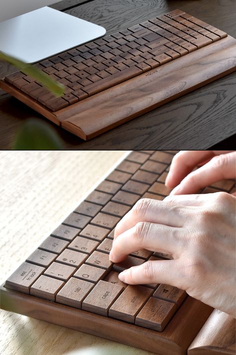 Beautiful Wood Furniture, Creative Wooden Ideas, Mechanical Keyboards Aesthetic, Beautiful Gift Ideas, Cute Office Accessories, Cool Keyboards, Mechanical Keyboard Aesthetic, Wood Computer Case, Nerdy Office