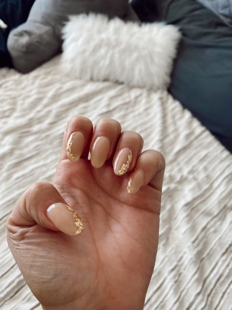 Nude Nails With Gold Foil, Nude Nails With Gold, Gold Tip Nails, Gold Gel Nails, Nails With Gold, Gold Acrylic Nails, Homecoming Nails Acrylic, Gold Nail, Foil Nails