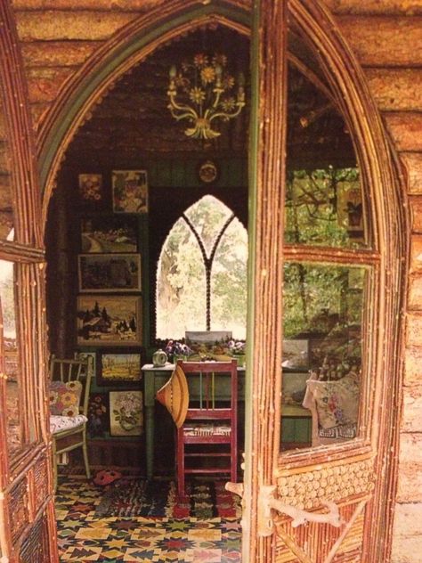 Real Life Hobbit House, Hobbit Tiny House, Tiny House Cottagecore, Cottagecore Tiny House, Hermit House, Whimsigothic Home Bedroom, Whimsigothic Home, Hobbit Hole, Dekorasi Kamar Tidur