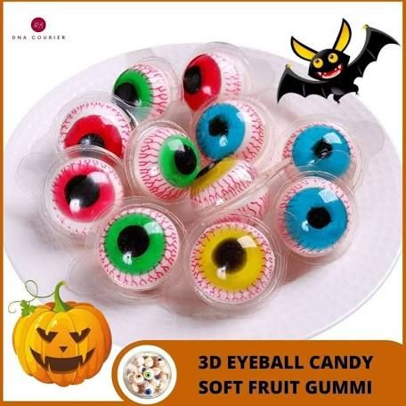 Gummy Eyeballs, Eyeball Candy, Fluffy Backpack, Dog Treats Homemade Easy, Candy Eyeballs, Chocolate Recipes Homemade, Trisha Yearwood, Eye Eye, Halloween 3