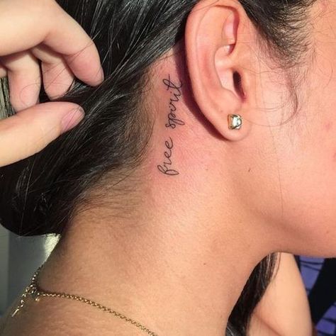 Back Ear Tattoo, Behind Ear Tattoos, Tattoo Behind Ear, Girl Neck Tattoos, Neck Tattoos Women, Muster Tattoos, Writing Tattoos, Inspiration Tattoos, Small Wrist Tattoos