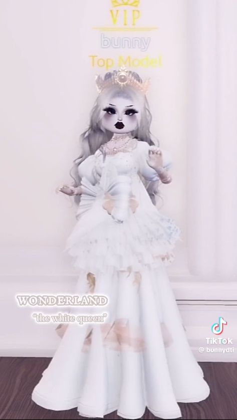 Alice In Wonderland Dress To Impress, Alice In Wonderland Dress, Wonderland Dress, Crazy Day, Ghost Pictures, Dti Outfits, White Queen, Alice In Wonderland, Day Dresses