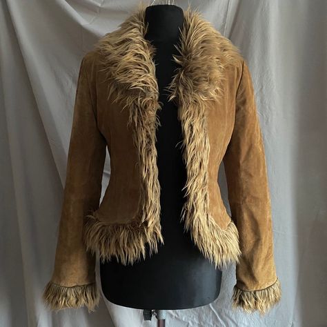 I might be biased but you should probably buy this on Depop 👍 https://depop.app.link/WE5B8fYXYdb Twilight Story, Vintage Fur Jacket, Stranger Than Fiction, 70s Jacket, Downtown Outfits, Clothing Catalog, Vintage Fur, Alt Fashion, Fashion Victim