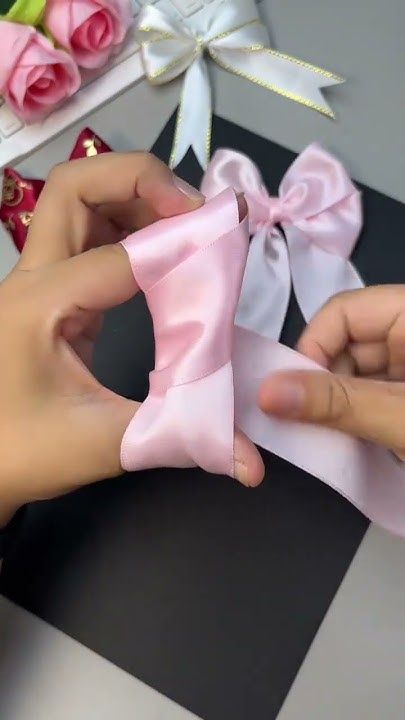 Double layer bow tutorial, have you learned how to tie a bow? Handmade DIY, kindergarten handmad Making Ribbon Bows Tutorials, Easy Bow Tutorial Ribbons, Handmade Ribbon Bows, Double Loop Bow Tutorial, How To Make Double Bow, How To Make A Ribbon Bow For Hair, How To Tie Double Bow, Diy Hair Ribbon Bows, Diy Satin Hair Bow