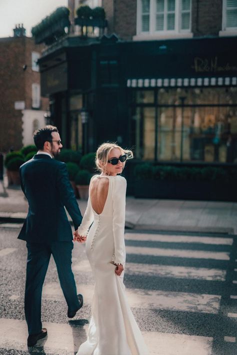 London zebra crossing wedding photography. Belgravia pub wedding bride and groom Wedding Photo Street Style, Uk Wedding Photography, Cityscape Wedding Photos, City Wedding Bridesmaids, Pub Wedding Photos, Wedding City Photoshoot, Wedding Photoshoot Street Style, London City Wedding Photography, Urban Wedding Photoshoot