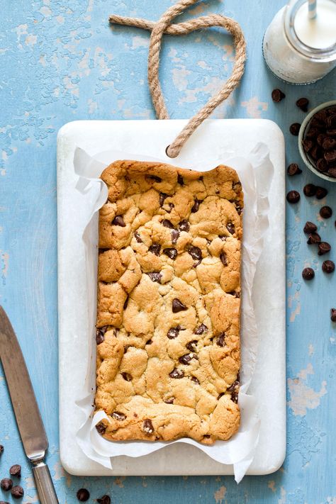 Small Batch Chocolate Chip Cookie Bars in a Loaf Pan - Homemade In The Kitchen Small Batch Bar Cookies, Small Batch Baked Goods, Small Batch Blondies, Mr Food Recipes On Tv, Small Batch Deserts, Small Batch Recipes Dinner, Small Batch Cookie Recipes, Small Batch Dinner, Small Batch Chocolate Chip Cookies