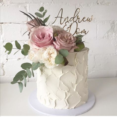 Wedding Color Schemes Spring, Resipi Kek, Cake With Flowers, Small Wedding Cakes, Fresh Flower Cake, Wedding Cakes Blue, Spring Wedding Colors, Wedding Cake Rustic, Simple Wedding Cake