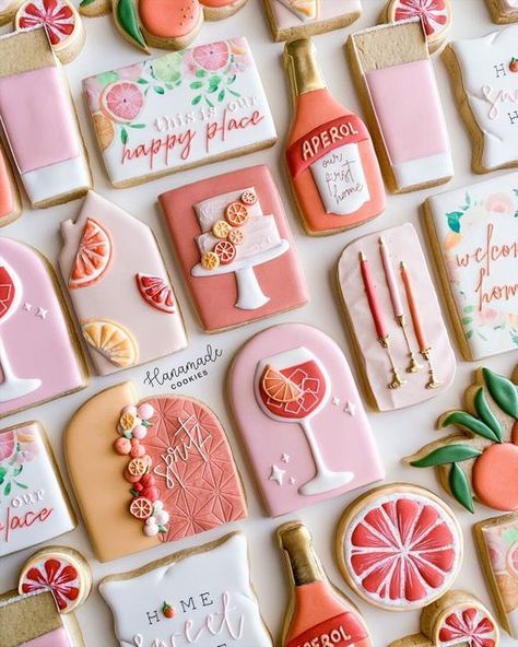 Ladies Night Cookies Decorated, Retro Cookies Decorated, Fancy Cookies Decorated, Summer Cookies Decorated, Trendy Cookies, Beauty Cookies, Birthday Cookies Decorated, Fancy Sugar Cookies, Birthday Sugar Cookies