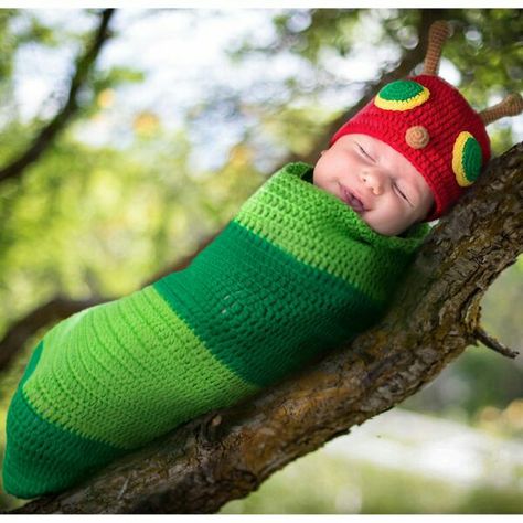 Adorable infant Very Hungry Caterpillar costume (not Eric Carle licensed prolly) http://m.partycity.com/products/baby+crochet+cocoon+caterpillar+costume Baby Halloween Costumes Newborn, Disney Baby Costumes, Caterpillar Costume, Newborn Costume, Newborn Halloween Costumes, Crochet Cocoon, New Halloween Costumes, Crochet Baby Cocoon, Baby First Halloween