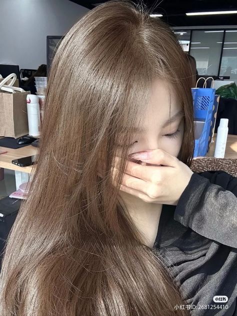 Brown Hair Korean, Hair Color Asian, Beige Hair, Korean Hair Color, Brown Hair Inspo, Hair Inspiration Long, Hair Milk, Pretty Hair Color, Haircuts Straight Hair