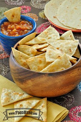 Curry Side Dishes, Dip Food, Chips Food, Special Diet Recipes, Snacks Chips, Baked Tortilla Chips, Veggie Patties, Pantry Recipes, Homemade Dips