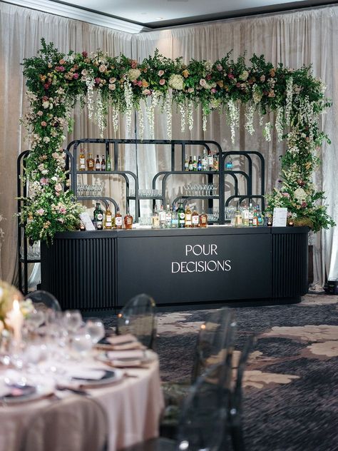 Create a modern garden romance vibe for your wedding like this stylish Ritz Carlton DC celebration! Includes the viral “Pour Decision” Bar design that took Instagram by storm. Get inspired and find out more now! Wedding Bar Cart, Wedding Cocktail Bar, Cocktail Bar Design, Floral Wedding Reception, Outdoor Wedding Flowers, 2023 Wedding Trends, Blooming Branches, Flowers Wedding Ceremony, Reception Bar