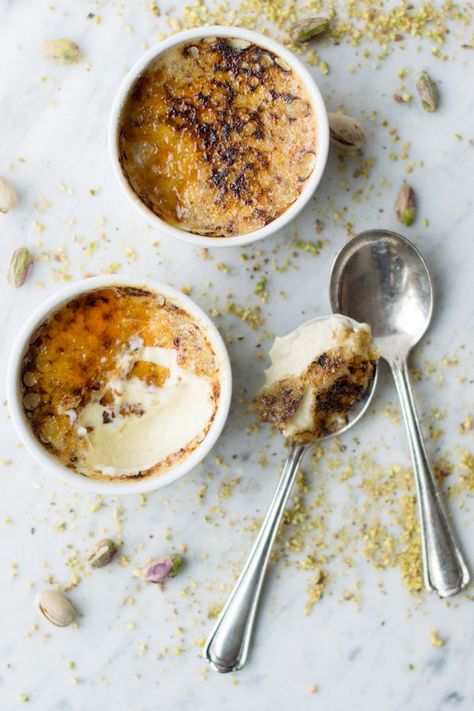 Pistachio Creme Brulee would be a great dessert to wow your guests. Creamy and… كريم بروليه, Classic French Desserts, Creme Brulee Recipe, Brulee Recipe, Custard Desserts, Favorite Dessert, Köstliche Desserts, Trifle, Le Creuset