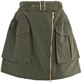 Army green skirt with zip closure Military Skirts, Line Skirt, Teenage Fashion Outfits, Edgy Outfits, Green Skirt, Stage Outfits, Teen Fashion Outfits, Military Fashion, Cute Casual Outfits