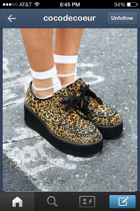 Rawr Modern Grunge Fashion, Shoes Grunge, Grunge Outfit, Leopard Shoes, Animal Print Fashion, Chunky Shoes, Doc Marten Oxford, Dream Shoes, Inspiration Style