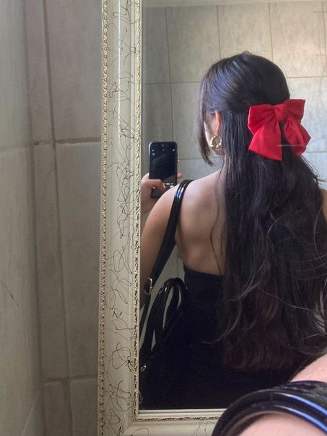 aesthetic selfie Hair Bows Brunette, Red Bow In Hair Aesthetic, Clemensia Dovecote Aesthetic, Red Hair Bow Aesthetic, Brunette Hairstyles Aesthetic, Hairstyles With Red Ribbon, Long Bow Hairstyle, Red Ribbon Outfit, Red Bows In Hair