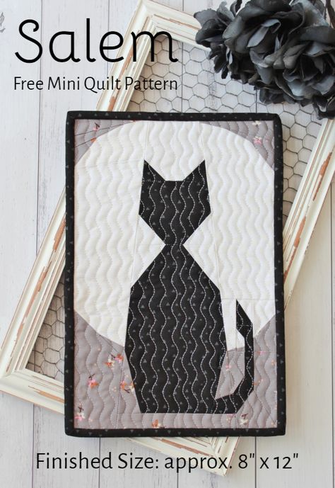 https://threadbarecreations.blogspot.com/2018/09/free-pattern-salem-mini-quilt.html?m=1 Threadbare Creations, Cat Quilt Block, Pet Crafts, Halloween Quilt Patterns, Cat Quilt Patterns, Mini Quilt Patterns, Nancy Zieman, Fall Sewing, Holiday Sewing