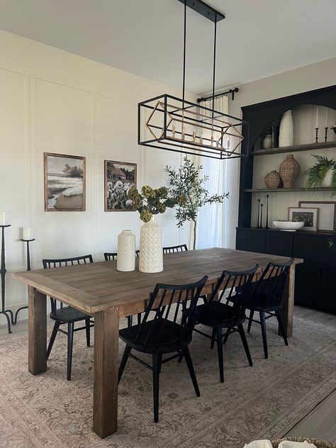 Organic Dining Room, Modern Farmhouse Dining Room, Modern Farmhouse Dining, Dinning Room Design, Dining Room Makeover, Black Dining Room, Small Kitchens, Dining Room Combo, Rustic Dining Room