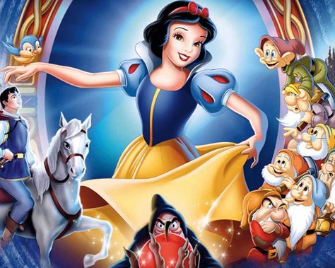 Snow White and the Seven Dwarfs - Magic Mirror on the wall, who is the fairest one of all? Seven Dwarfs Wallpaper, Snow White Wallpaper, Snow White Seven Dwarfs, Snow Images, Sette Nani, Disney Princess Snow White, Snow White Disney, Wallpaper Disney, Film Disney