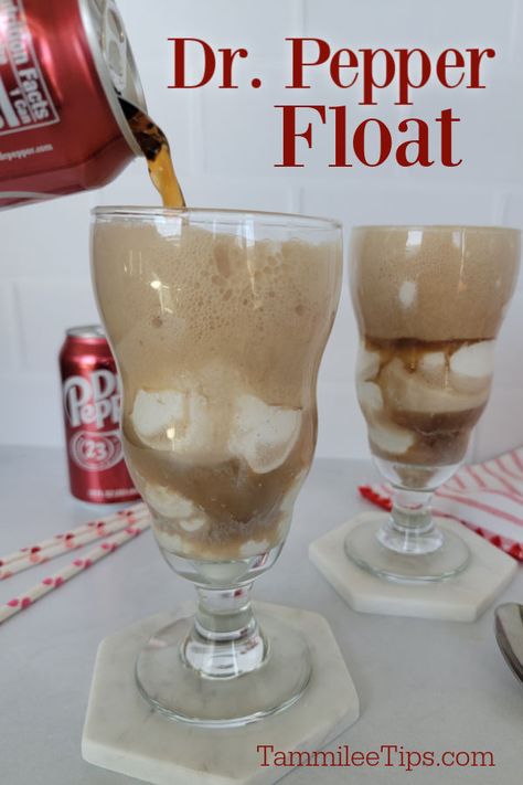 Dr Pepper Float, Vanilla Dr Pepper, Ice Cream Float Bar, Magnolia Bakery Banana Pudding, Birthday 25, Float Recipes, Pepper Recipes, Homemade Vanilla Ice Cream, Vanilla Milkshake