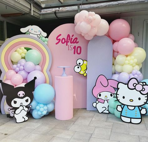 Sofia is TEN🩷 #hellokittyparty #hellokittytheme #hellokitty #sanrioparty #sanriotheme #hellokittyandfriends #10thbirthday #ten… | Instagram Hello Kitty Paint Party, Hello Kitty Garland, Sanrio Balloon Arch, Hello Kitty 4th Birthday Party, Hello Kitty Friends Birthday Party Ideas, San Rio Birthday Theme, Sanrio Birthday Decor, Sanrio Birthday Party Ideas Decoration, Hello Kitty Themed Party