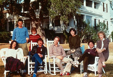 The Big Chill, Robert Duvall, Movies Worth Watching, Big Chill, College Friends, Chill Photos, Mel Gibson, Kevin Costner, Film History