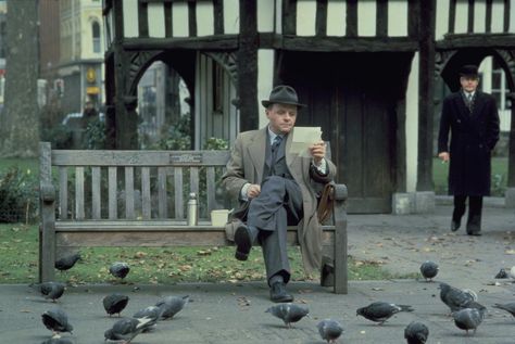 London Bookshop, Best Actor Oscar, Sir Anthony Hopkins, Cross Road, Anne Bancroft, The Pigeon, Village People, Charing Cross, English Village