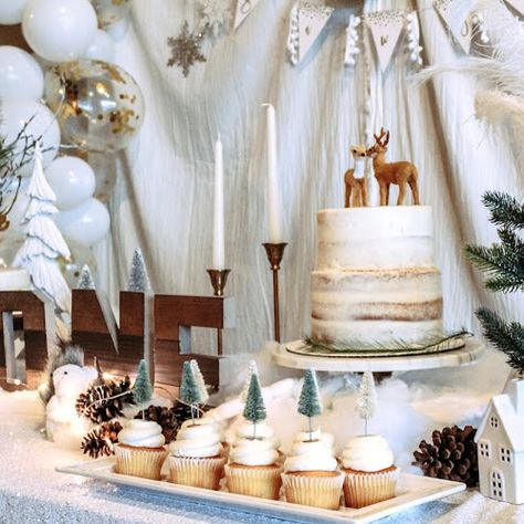 Sawyer's Winter Onederland! | Catvonle Winter Woodland Birthday Party, Winter Onederland Party Boy, Winter Onderland Birthday, Winter Woodland Birthday, First Birthday Winter, Winter Wonderland Birthday Party, Winter Onederland Birthday Party, Onederland Party, Winter Onederland Party