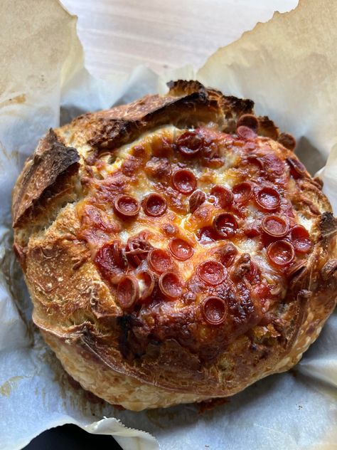 Hot Honey Pizza Stuffed Sourdough - Acts Of Sourdough Hot Honey Sourdough Bread, Stuffed Sourdough Bread Recipes, Pizza Sourdough Recipe, Sourdough Babka Recipe, Sourdough Breakfast Bread, Sourdough Appetizer Recipes, Sourdough Additions, Uses For Pizza Dough, Sourdough Sweet Bread