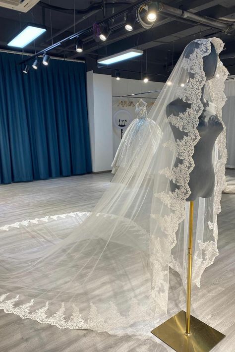 Ostty Matching Veils Custom Made Service – OSTTY Bridal Long Veil, Gorgeous Wedding Veils, Lace Wedding Veil Long, Long Beautiful Veils, Long Veil Wedding Cathedrals, Regal Wedding Veil, Cathedral Style Wedding Dress, Pretty Veil Wedding, Wedding Veils Mantilla