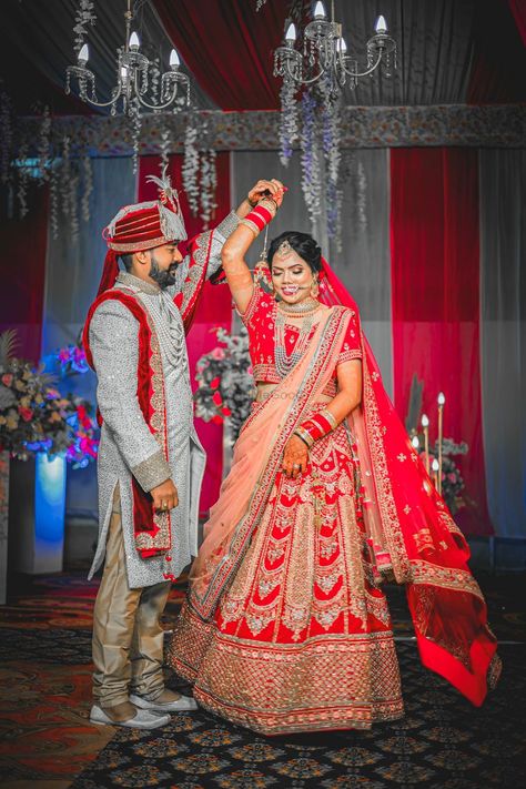 Photo From Kirti & Rohit - By Lifeshots Shadi Photo, Cupal Photo Shadi, Dulha And Dulhan Pictures, Rajput Couple Photoshoot, Shadi Pic, Dulha Dulhan Couples Photography, Couple Dulha Dulhan, Rajasthani Couple Photography, Rajasthani Bride