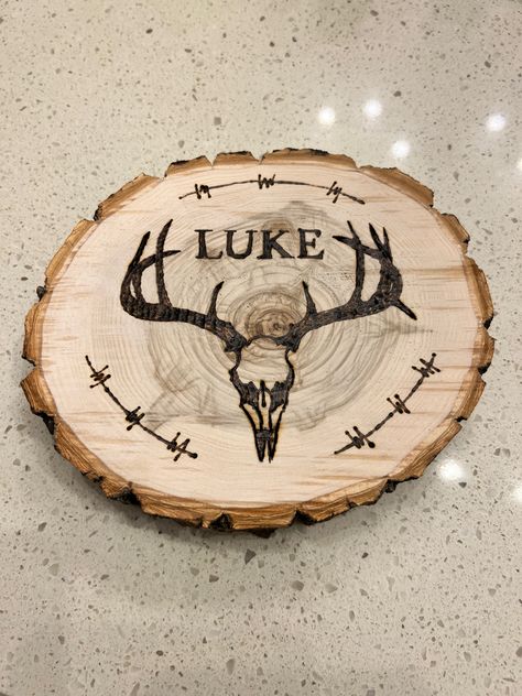 Country Wood Burning Ideas, Burn Wood Art, Western Wood Burning Ideas, Western Wood Burning, Deer Wood Burning, Easy Wood Burning Ideas, Wood Burned Gifts, Business Crafts, Wood Burn Designs